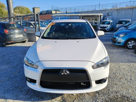 Mitsubishi Lancer 1.5i