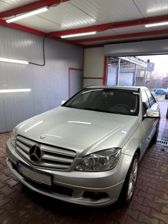 Mercedes-Benz C 180