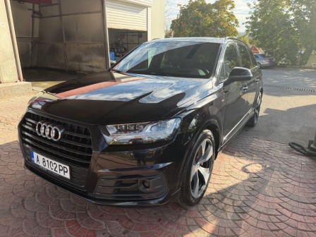 Audi Q7 6+1 MATRIX