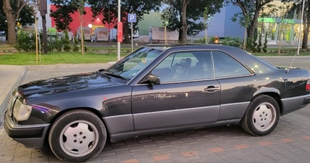 Mercedes-Benz 124 220CE