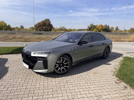 BMW 760