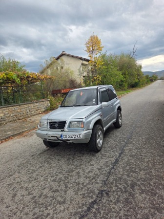 Suzuki Vitara 2.0 132 коня