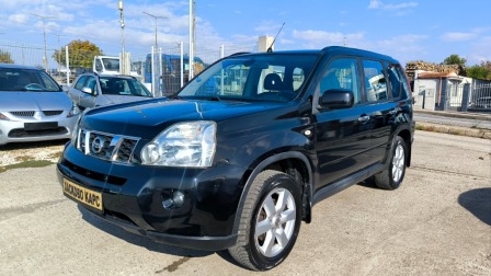 Nissan X-Trail 2.5i