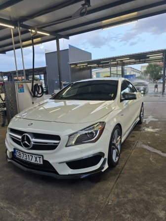 Mercedes-Benz CLA