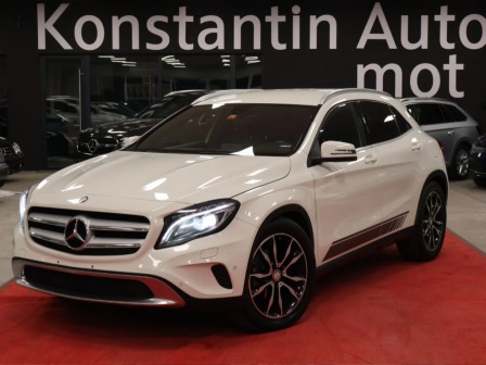 Mercedes-Benz GLA 200d | 4-Matic