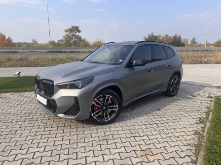 BMW iX1