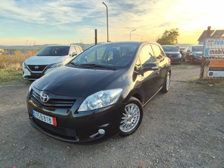 Toyota Auris 1,4d4d/6sk/