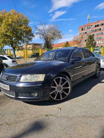 Audi A8 4.2