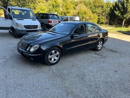 Mercedes-Benz E