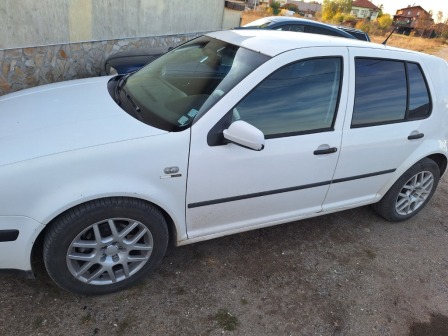 VW Golf