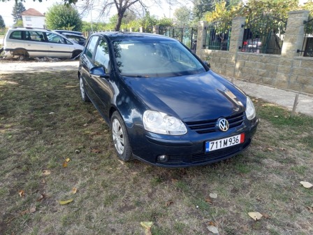 VW Golf
