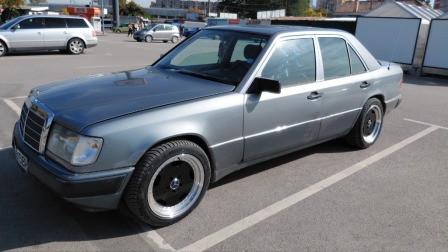 Mercedes-Benz 124
