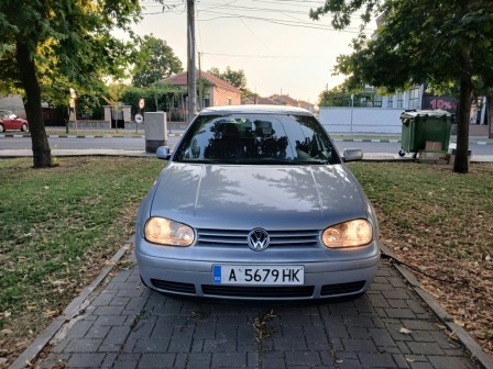 VW Golf