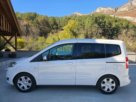 Ford Tourneo