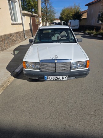 Mercedes-Benz 190