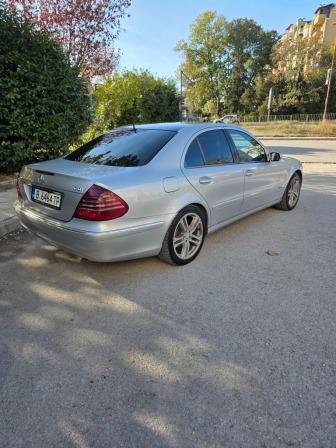 Mercedes-Benz E