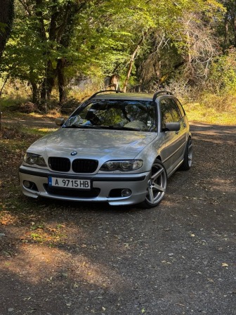 BMW 330
