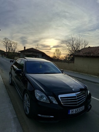 Mercedes-Benz E