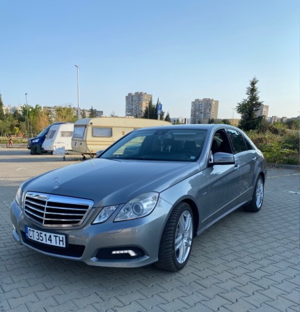 Mercedes-Benz E
