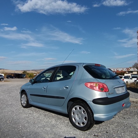 Peugeot 206