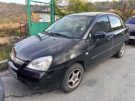 Suzuki Liana