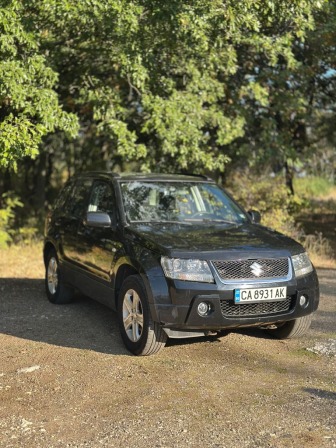 Suzuki Grand