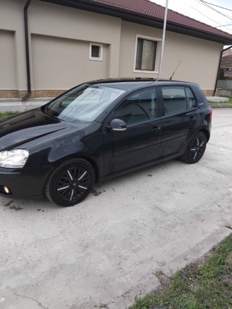 VW Golf
