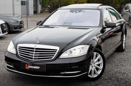 Mercedes-Benz S