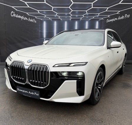 BMW 740