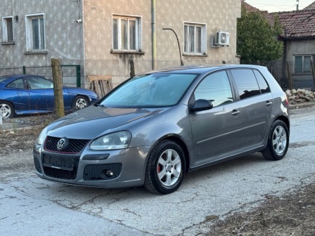 VW Golf