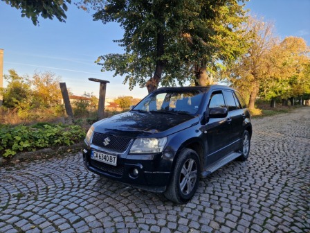 Suzuki Grand