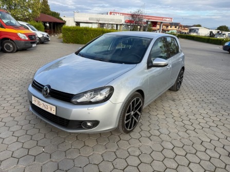 VW Golf