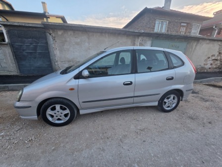 Nissan Almera