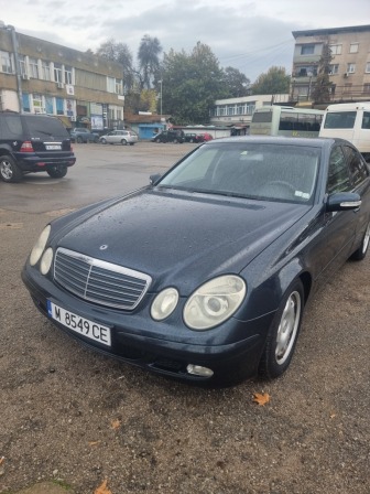 Mercedes-Benz E