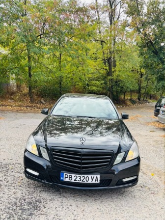 Mercedes-Benz E