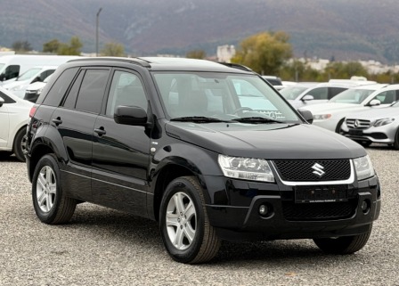 Suzuki Grand