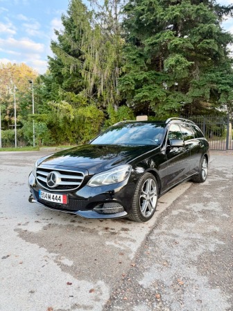Mercedes-Benz E