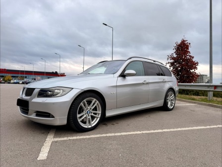 BMW 335