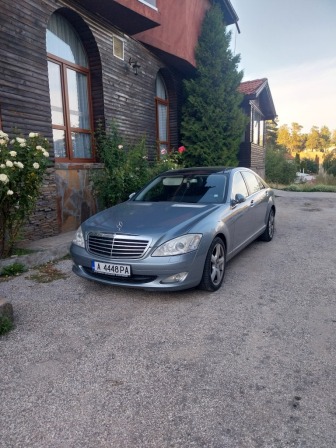 Mercedes-Benz S