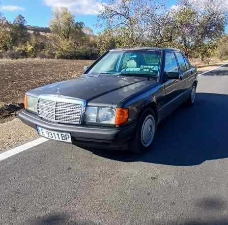 Mercedes-Benz 190