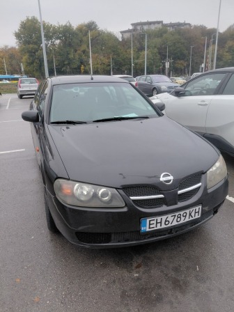 Nissan Almera
