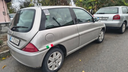 Lancia Ypsilon