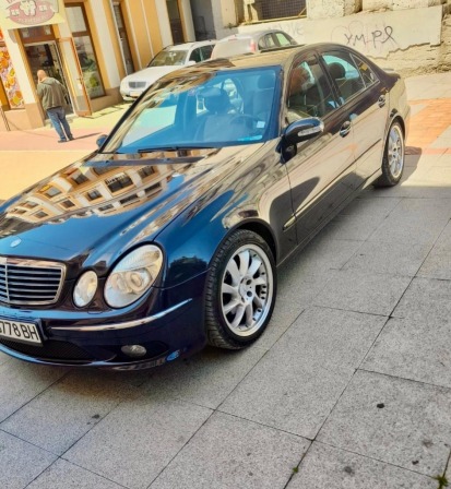 Mercedes-Benz E
