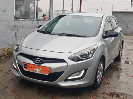 Hyundai i30 1.4i-100к.с