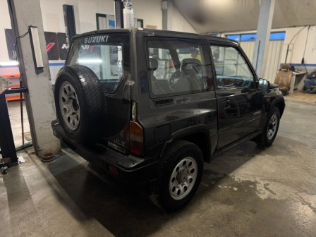 Suzuki Vitara 1.6 моно