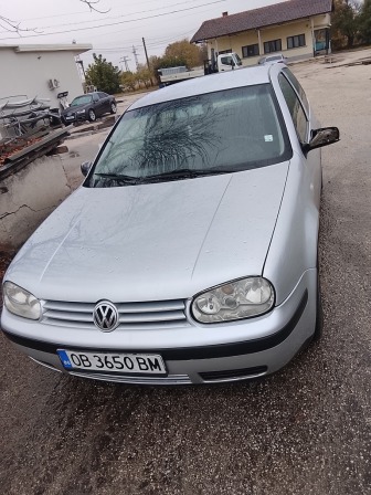 VW Golf