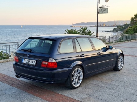 BMW 320