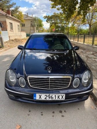Mercedes-Benz E