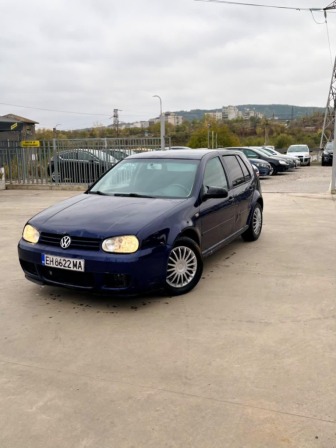 VW Golf