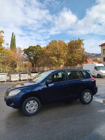 Toyota RAV